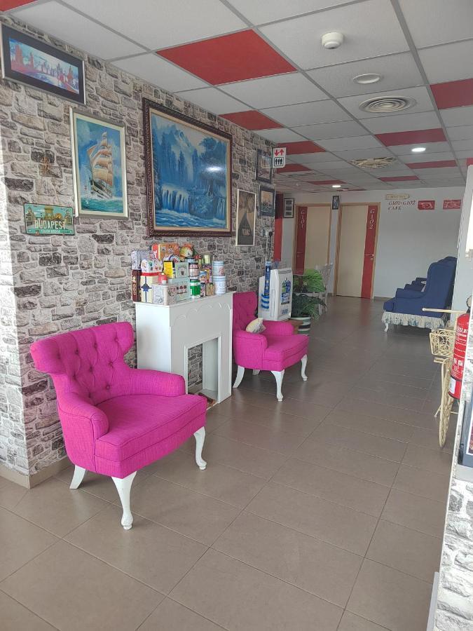 Motel Fyna Kangar Exterior foto